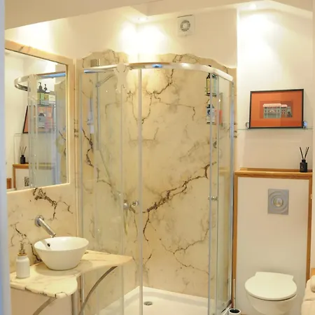 Cichy Przy Rynku Starego Miasta Varsovia