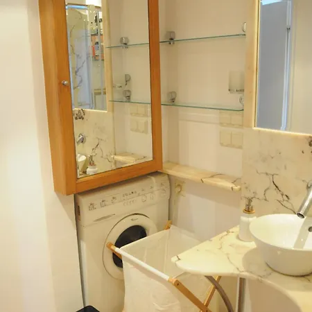 Cichy Przy Rynku Starego Miasta Apartment *